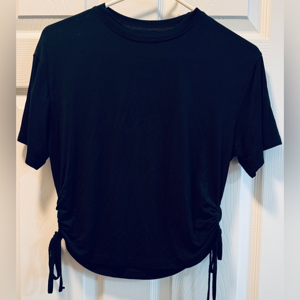 Maternity Crop Top Ruched Sides - Stretchy Cropped Black Tee Women’s Medium